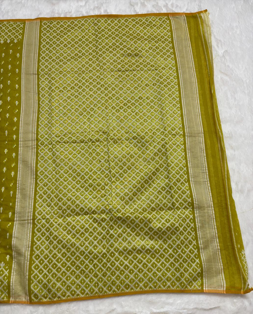Jamdani saree